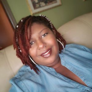 Meet your Posher, Sharae